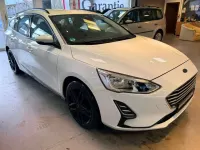 Gebraucht Ford Focus Trend 95 PS (69 kW) 2019 Frozen white Kombi