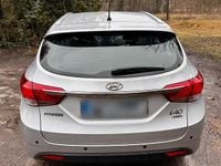 Gebraucht Hyundai i40 136 PS (100 kW) 2015 Silber Kombi
