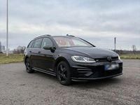 Gebraucht VW Golf VII R-line 150 PS (110 kW) 2018 Schwarz Kombi