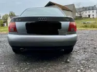 Gebraucht Audi A4 101 PS (74 kW) 1995 Grau Limousine