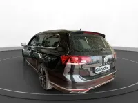 Gebraucht VW Passat Elegance 190 PS (139 kW) 2020 Deep black perleffekt Kombi