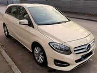 Gebraucht Mercedes B180 109 PS (80 kW) 2016 Beige Van / Kleinbus