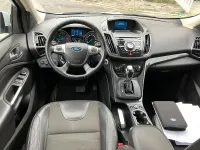Gebraucht Ford Kuga Titanium 150 PS (110 kW) 2015 Weiß SUV