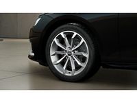 Gebraucht Audi A4 Advanced 204 PS (150 kW) 2023 Brillantschwarz Kombi