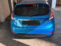 Używany Ford Fiesta SYNC Edition 95 KM (69 kW) 2016 Niebieski Hatchback