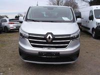 Gebraucht Renault Trafic Life 150 PS (110 kW) 2023 Highland grey Van / Kleinbus