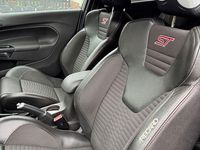 Gebraucht Ford Fiesta ST200 200 PS (147 kW) 2016 Grau Kleinwagen