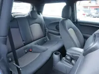 Używany Mini Cooper Pepper 136 KM (100 kW) 2018 Niebieski Hatchback