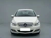 Gebraucht Mercedes B200 140 PS (102 kW) 2011 Weiß Kleinwagen