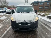 Używany Opel Combo Edition 95 KM (69 kW) 2018 Biały Minivan