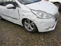 gebraucht Peugeot 208 1.6 Allure Benzin Unfall Euro 5