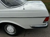 Gebraucht Mercedes 230 136 PS (100 kW) 1983 Weiß Coupé