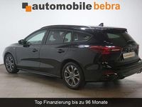 Gebraucht Ford Focus ST-Line X 125 PS (91 kW) 2023 Agate black Kombi