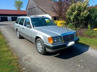 Second-hand Mercedes E250 90 CP (66 kW) 1993 Argintiu Break