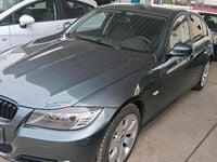 Second-hand BMW 318 143 CP (105 kW) 2009 Verde Berlinǎ