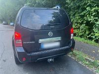 Gebraucht Nissan Pathfinder 231 PS (169 kW) 2012 Schwarz SUV