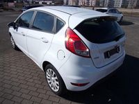 Gebraucht Ford Fiesta 65 PS (47 kW) 2013 Weiß Kleinwagen