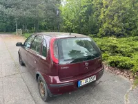 Second-hand Opel Corsa 59 CP (43 kW) 2005 Roșu Hatchback