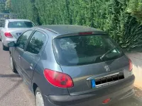 Gebraucht Peugeot 206 68 PS (50 kW) 2008 Grau Kleinwagen