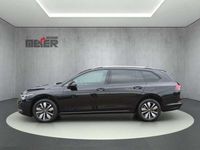 Gebraucht VW Golf VIII Move 110 PS (80 kW) 2023 Deep black perleffekt Kombi