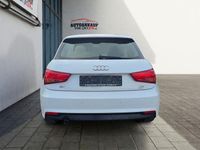 Gebraucht Audi A1 Comfort 90 PS (66 kW) 2015 Weiß Kleinwagen