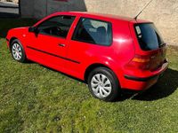 Gebraucht VW Golf IV 75 PS (55 kW) 2001 Rot Kleinwagen