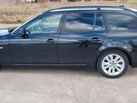 Gebraucht BMW 525 197 PS (144 kW) 2007 Schwarz Kombi