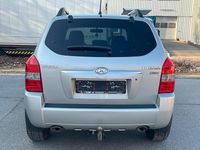 Używany Hyundai Tucson 140 KM (102 kW) 2008 Szary SUV