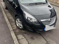 Gebraucht Opel Meriva Edition 140 PS (102 kW) 2011 Van / Kleinbus