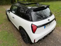 Gebraucht Mini Cooper S Sport 204 PS (150 kW) 2024 Weiß Kleinwagen