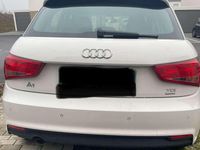 Gebraucht Audi A1 90 PS (66 kW) 2015 Weiß Kleinwagen