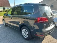 Gebraucht VW Sharan 150 PS (110 kW) 2022 Grau Van / Kleinbus
