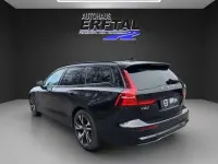 Gebraucht Volvo V60 145 PS (106 kW) 2025 Kombi