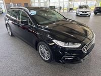 Gebraucht Ford Mondeo Titanium 150 PS (110 kW) 2022 Schwarz Kombi