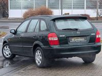 Gebraucht Mazda 323F 88 PS (64 kW) 2000 Grün Kleinwagen