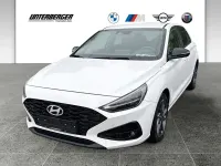 Gebraucht Hyundai i30 101 PS (74 kW) 2025 Weiß Limousine