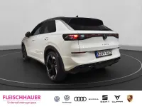 Gebraucht VW T-Roc R-line 150 PS (110 kW) 2026 Weiß SUV