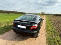 Gebraucht Mercedes C180 143 PS (105 kW) 2004 Schwarz Coupé