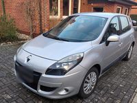 Gebraucht Renault Scénic III Expression 106 PS (77 kW) 2010 Silber Van / Kleinbus