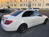 Gebraucht Mercedes C200 Elegance 184 PS (135 kW) 2011 Weiß Limousine