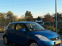 Second-hand Suzuki Swift 92 CP (67 kW) 2011 Albastru Hatchback