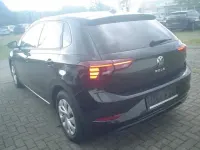 Gebraucht VW Polo Life 95 PS (69 kW) 2023 Schwarz Limousine