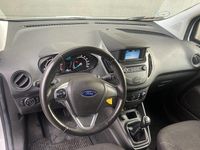 Gebraucht Ford Transit 101 PS (74 kW) 2020 Weiß Kombi