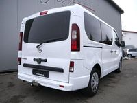 Używany Opel Vivaro 90 KM (66 kW) 2015 Biały Minivan