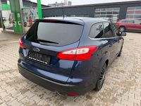 Gebraucht Ford Focus Titanium 140 PS (102 kW) 2013 Blau Kombi
