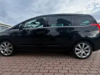 Gebraucht Peugeot 5008 Allure 120 PS (88 kW) 2015 Schwarz Van / Kleinbus