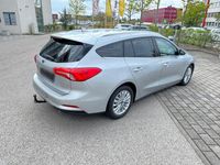 Gebraucht Ford Focus 120 PS (88 kW) 2019 Silber Kombi