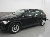 Gebraucht Mercedes GLA180 136 PS (100 kW) 2021 Schwarz SUV