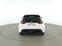 Gebraucht Toyota Yaris Team 116 PS (85 kW) 2022 Weiß Kleinwagen
