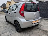 Gebraucht Opel Agila 65 PS (47 kW) 2011 Grau Kleinwagen
